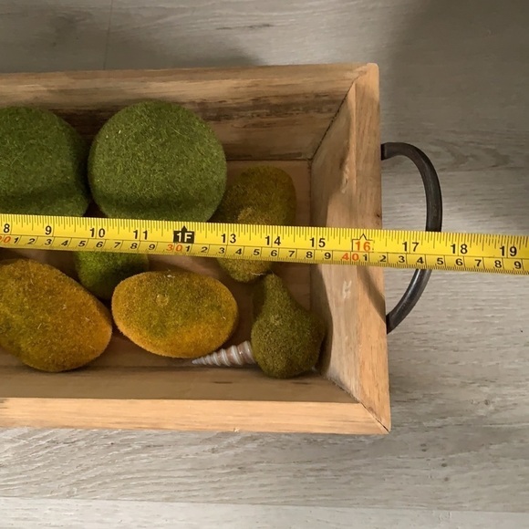 Wooden tray with handles serving or decorative - Picture 4 of 7